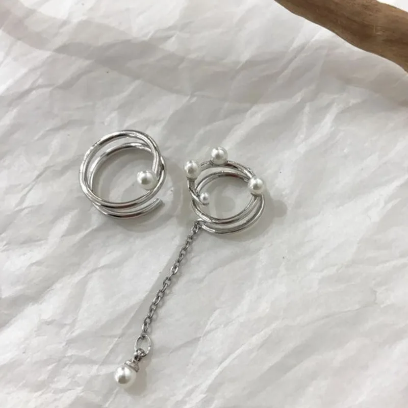 

Korea Vintage Elegant Asymmetry Pearl Irregular Gold Silver Color Stud Earrings Ear Clip For Women Wedding Jewelry Accessories