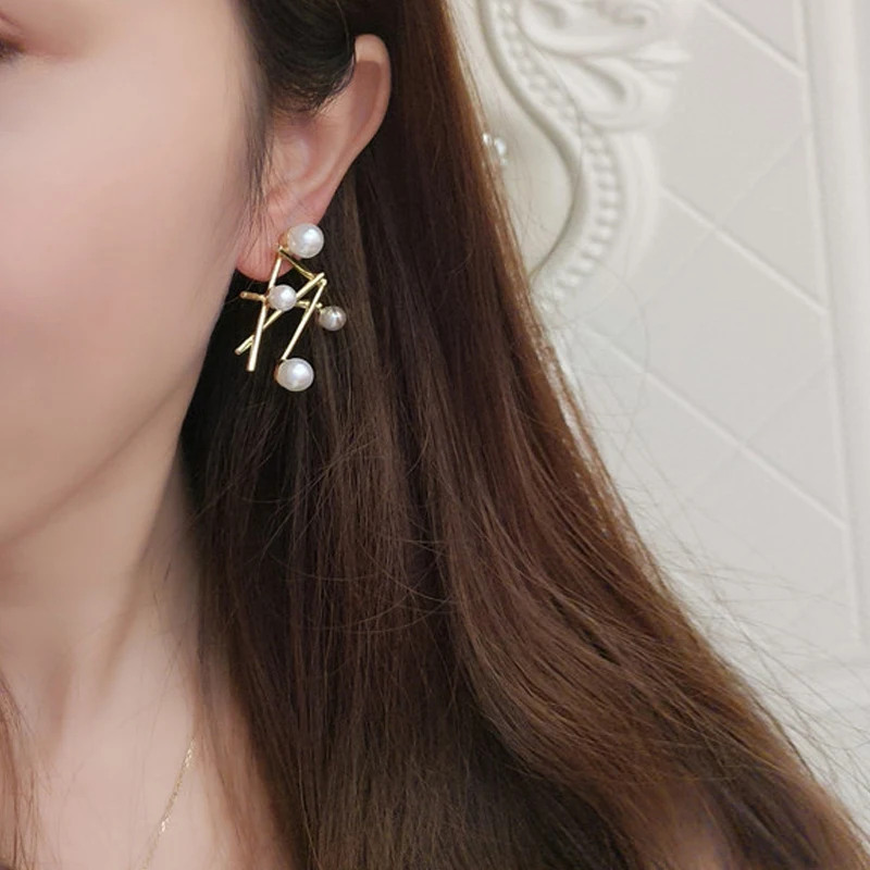 Простые геометрические асимметричные серьги гвоздики Необычные Асимметричные