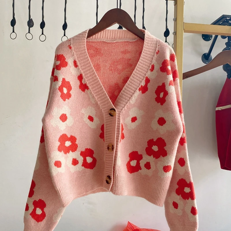 Женский короткий кардиган вязаный свитер с длинным рукавом на пуговицах