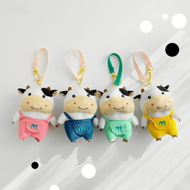 

Kawaii Dairy Cow Soft Stuffed Toys Cute Cartoon Plush Dolls Animal Key Chain Ring Pendant Soft Plush Toy Festival Gift for Girls