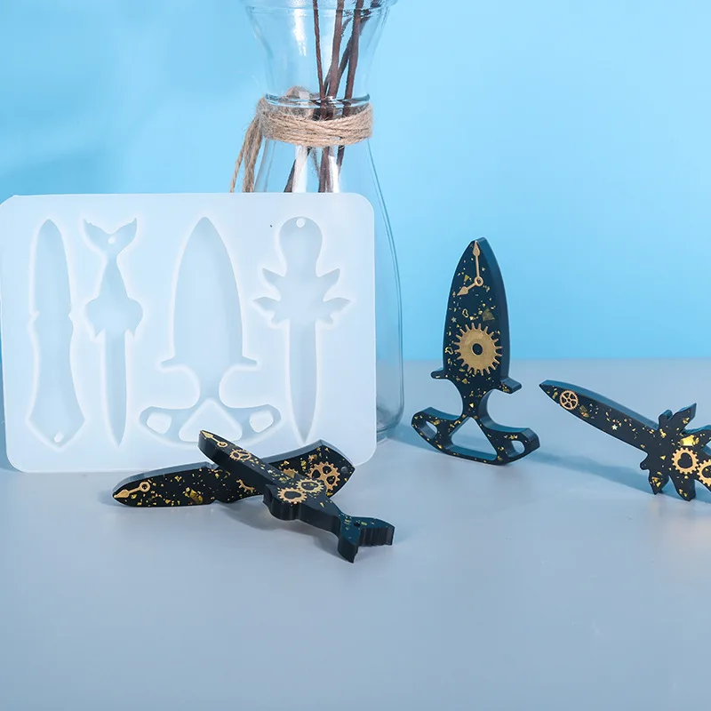 

Manual Mirror Surface of Silicone Mold DIY Crystal Epoxy Resin Mold Keychain Finger Cots Knife Defense Mirror Silicone Molds