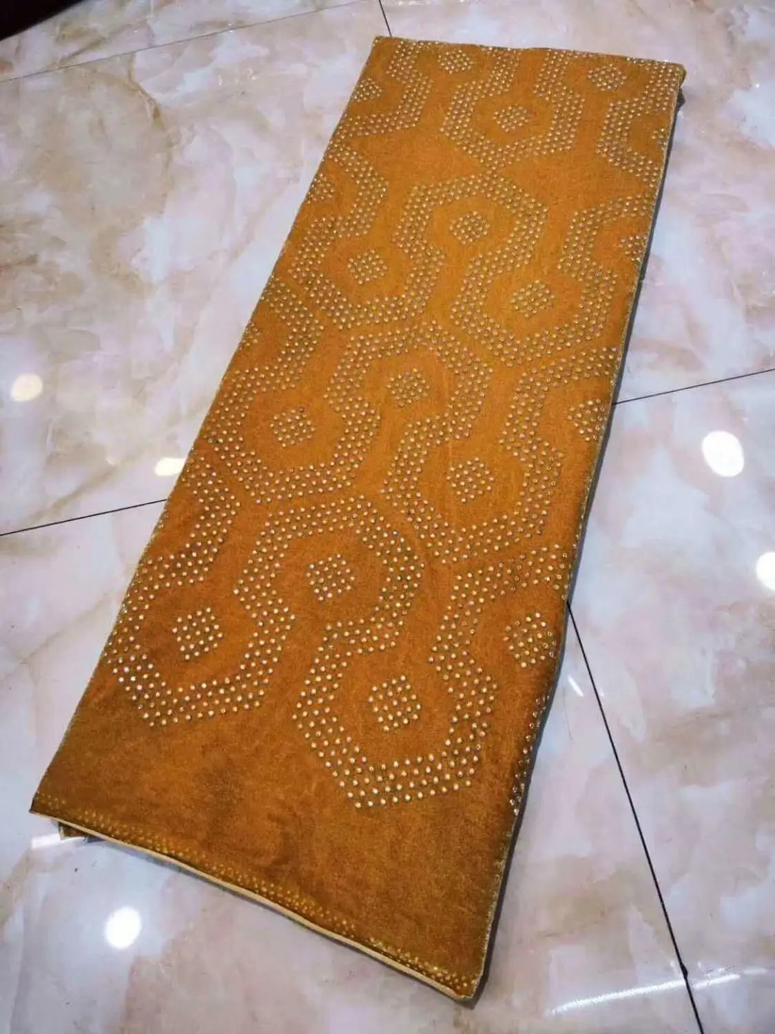 

New African Lace Fabric French Lace Velvet Fabric Nigeria Embroidered 5 Yards/piece with High quality Sequins The dress style