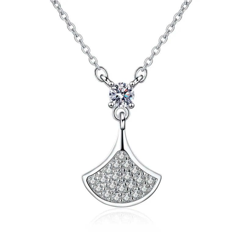 

New Japanese Girl Style Butterfly Necklace Female Fairy Style Simple Fashion Jewelry Flower Design Exquisite Clavicle Chain Gift