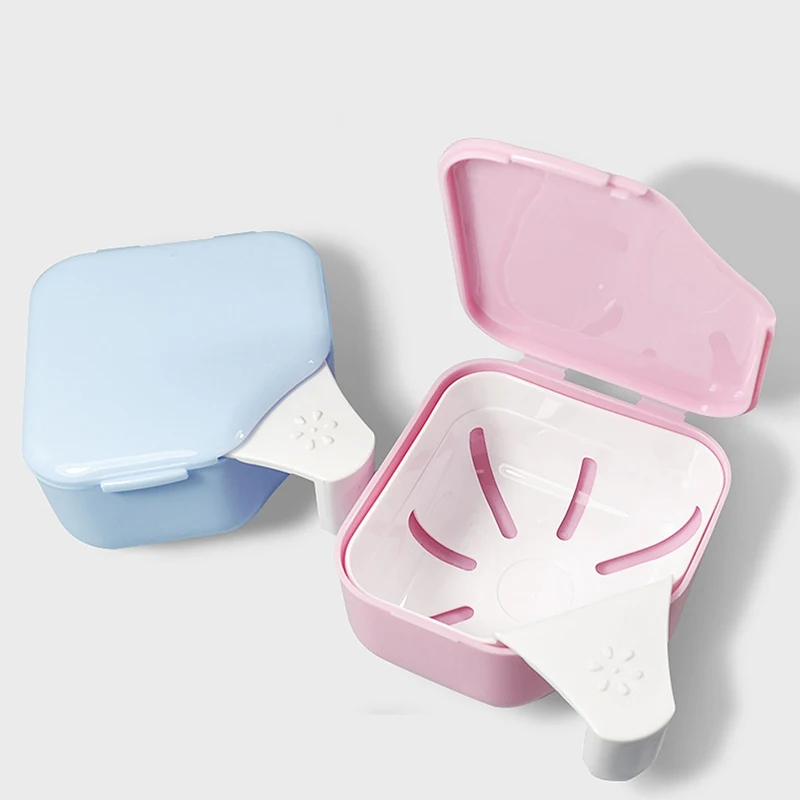 

Портативная коробка высокой емкости для ухода за зубами, используемая для хранения протезов для очистки полости рта