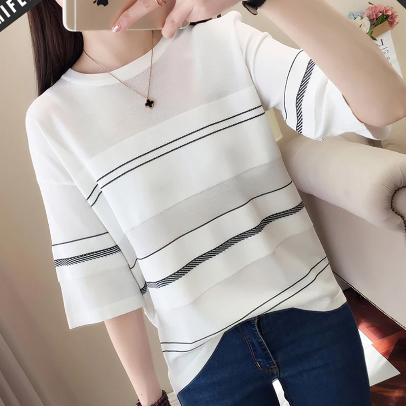 Женская футболка в полоску белая и тонкая трикотажная с коротким рукавом лето 2020