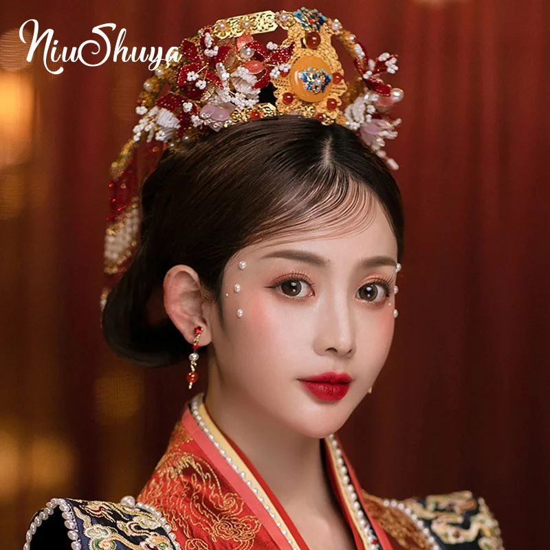 

NiuShuya Retro Chinese Headdress Crown Tiaras Catwalk Wedding Hair Accessories Red Flower Pearls Beaded Tassel Headpiece Jewelry