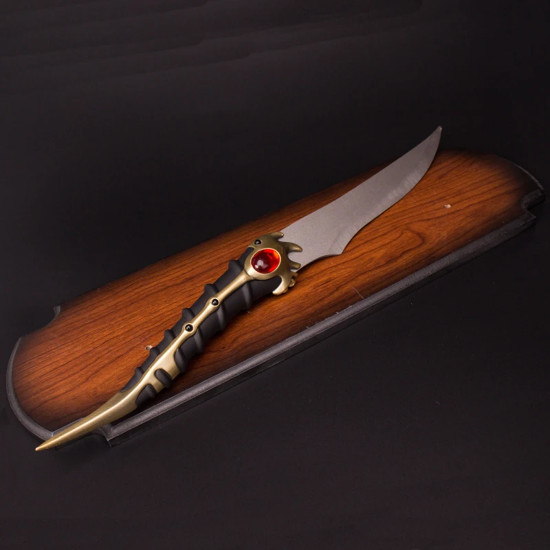 

Киль хвостовик кинжал Длина 50 см Бесплатная подвесная доска Arya Старк ТВ убийца ночного короля 1:1 реквизит для кино и телевидения