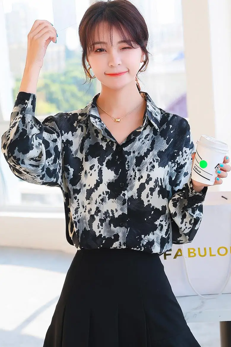 

2021 Autumn French Style Long Sleeve Black Leopard Blouse Women Casual Vintage Print Shirt Ladies Loose Chic Print Tops