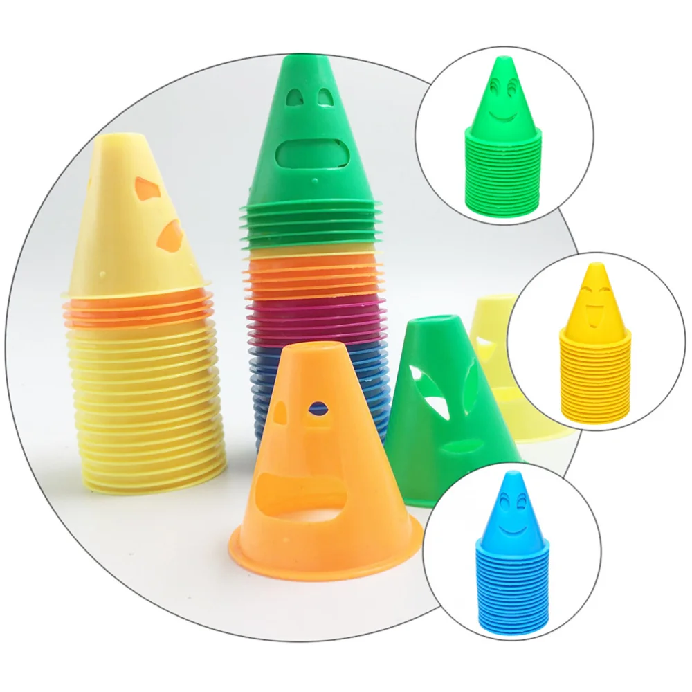 

24Pcs Windproof Road Marker Cones Roller Soccer Training Markers (Random Expression)
