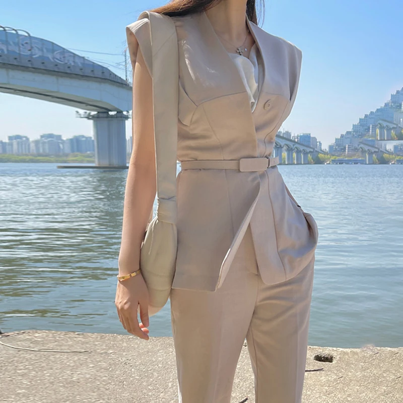 

ECRURANI Gray Elegant Women's Trousers Suits V-neck Sleeveless Coats High Waist Full Length Pants Females Casual Sets 2021 Style