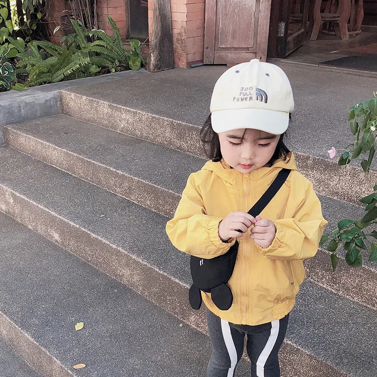 Ветрозащитное пальто с капюшоном в Корейском стиле для мальчиков 3 цвета