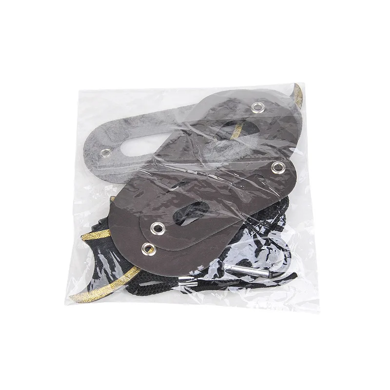 Кожаный поводок в виде ящерицы для лазания домашних животных с зеленой гривой