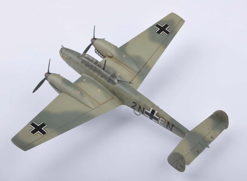 Hobbyboss 80292 масштаб 1:72 Messerschmitt Bf110 боевой самолет самолёт дисплей игрушка