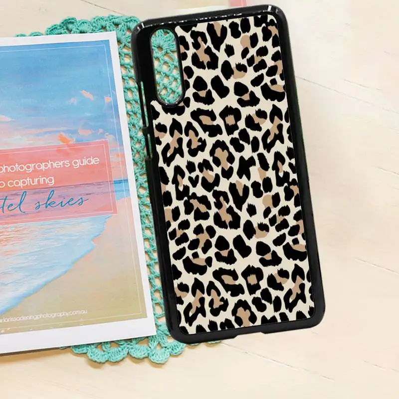 

Leopard Print Fashion luxury pattern Phone Case PC for iPhone 11 12 pro XS MAX 8 7 6 6S Plus X 5S SE 2020 XR