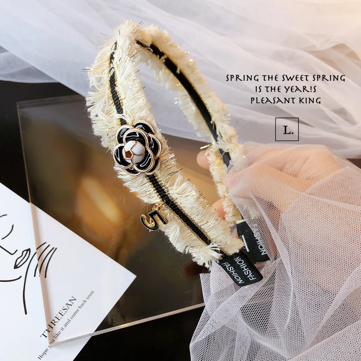 

Embroidery Pearl Camellia Hair Band Headband For Women Elegant Handmade Weave Pearl Tassel Winter Hair Hoops Headband Wholesale