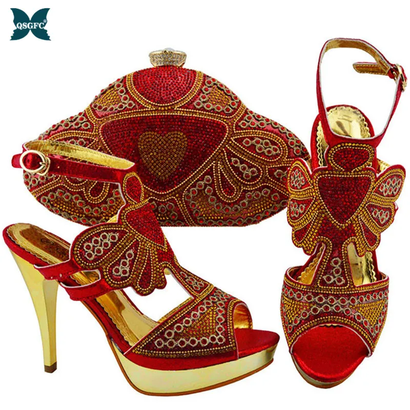 

Туфли и сумочка в итальянском стиле, красного цвета, свадебные, слипоны, женские туфли в итальянском стиле с подходящими сумками