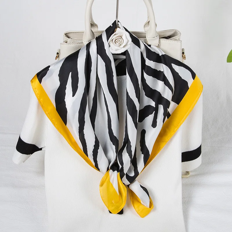 Шарф женский из шелка с принтом в виде животных |