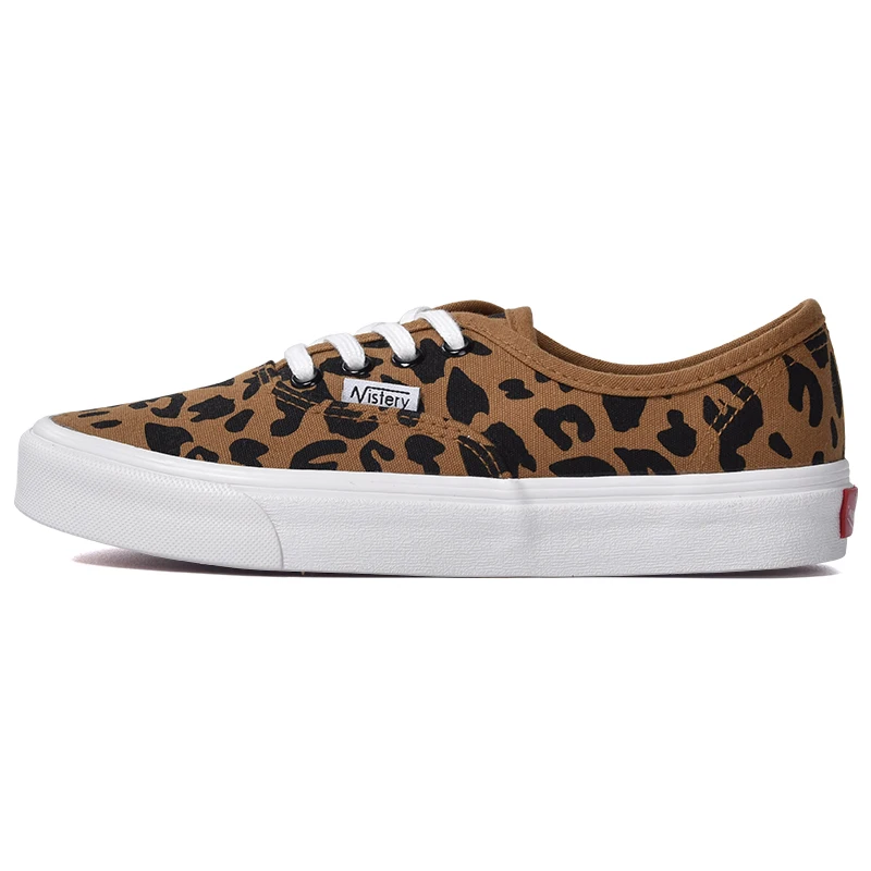 Весна Женская полотняная обувь с леопардовым принтом на шнуровке женские