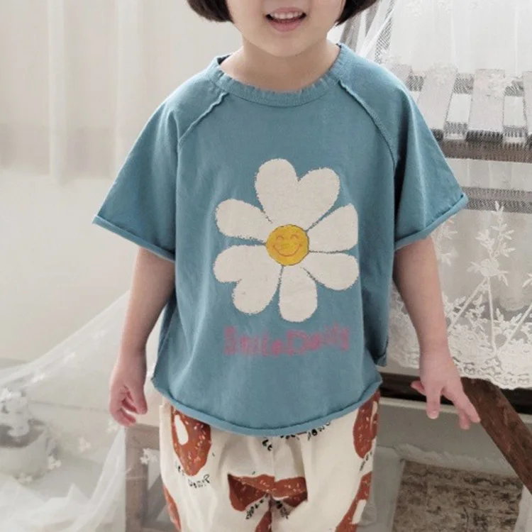 

Детская летняя модная футболка для девочек 2021, маленькая футболка с короткими рукавами и свежими цветами, милые топы для маленьких девочек, ...