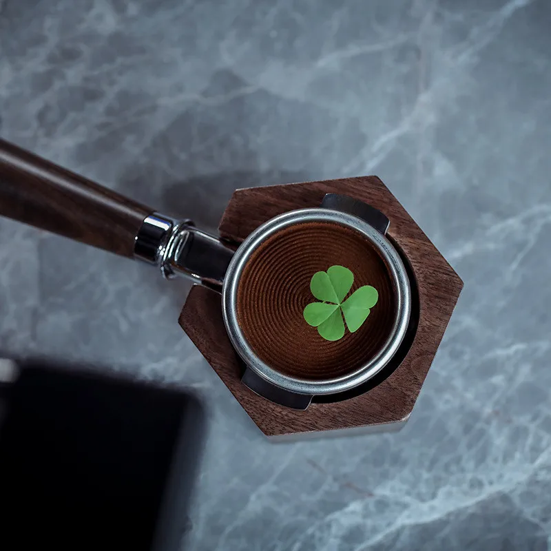 

Hexagon Walnut Wooden Coffee Tamper Mats Coffee Pressed Powder Holder Non-Slip Coffee Appliance Storage Cushion