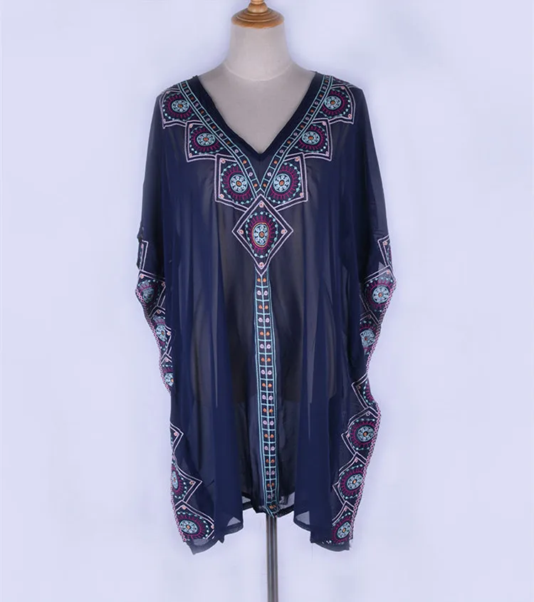 Шифоновая пляжная туника с вышивкой коротким рукавом |