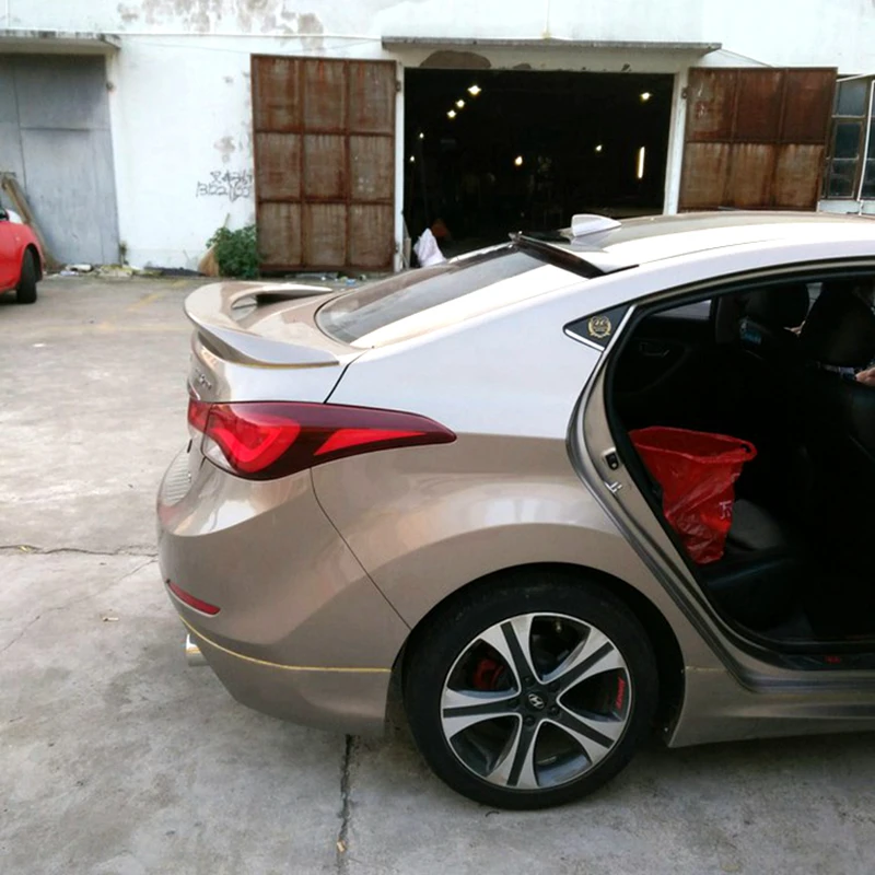 Для Hyundai Elantra спойлер 2012-2017 со светодиодной подсветкой ABS Материал задний бампер