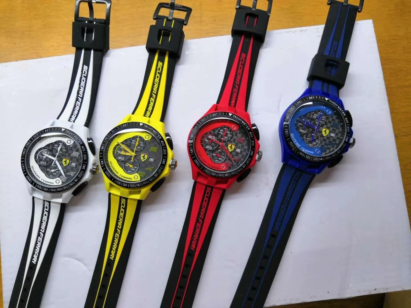 

Ferrari Men's Sports Watch Multifunctional Chronograph Wristwatches Homme Waterproof Quartz Timepiece Top Quality
