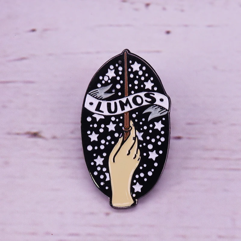 Lumos отворот булавка Волшебные заклинания брошь колдовство поклонников