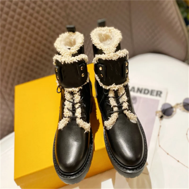 

Fur Leather Women Boots Round Toe Platform Chaussure Femme Winter Ankle Warm Botas De Mujer Luxury Brand Designer Female Boots