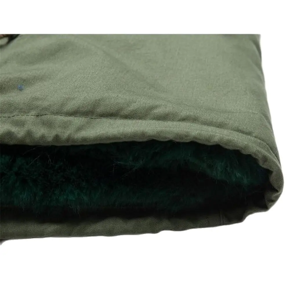 Куртка с капюшоном и воротником из натурального меха енота темно-зеленая меховая