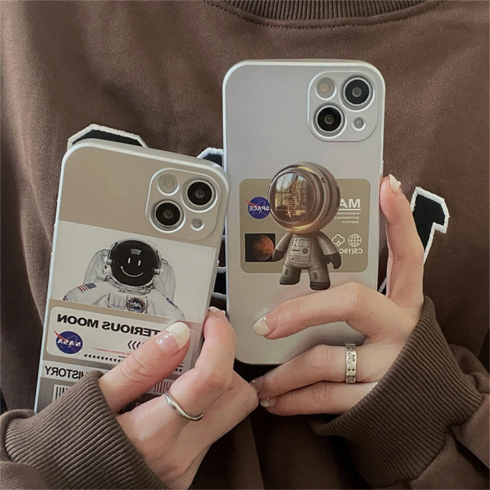 

Cartoon Astronaut Phone Case For Iphone13 Pro Promax Matte Full Cover Etui Coque Personalized Plating Water-Resistant Cover