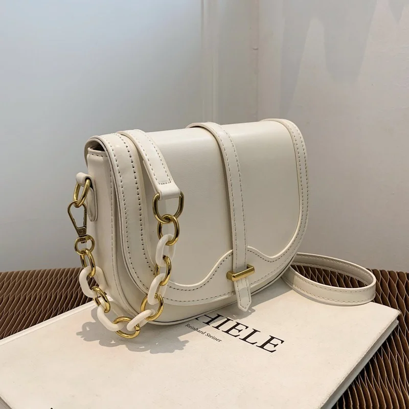 

High Quality Korean Version of The Small Fresh Semicircular Saddle Bag 2021new Ladies Messenger Chain Bag Shoulder Messenger Bag