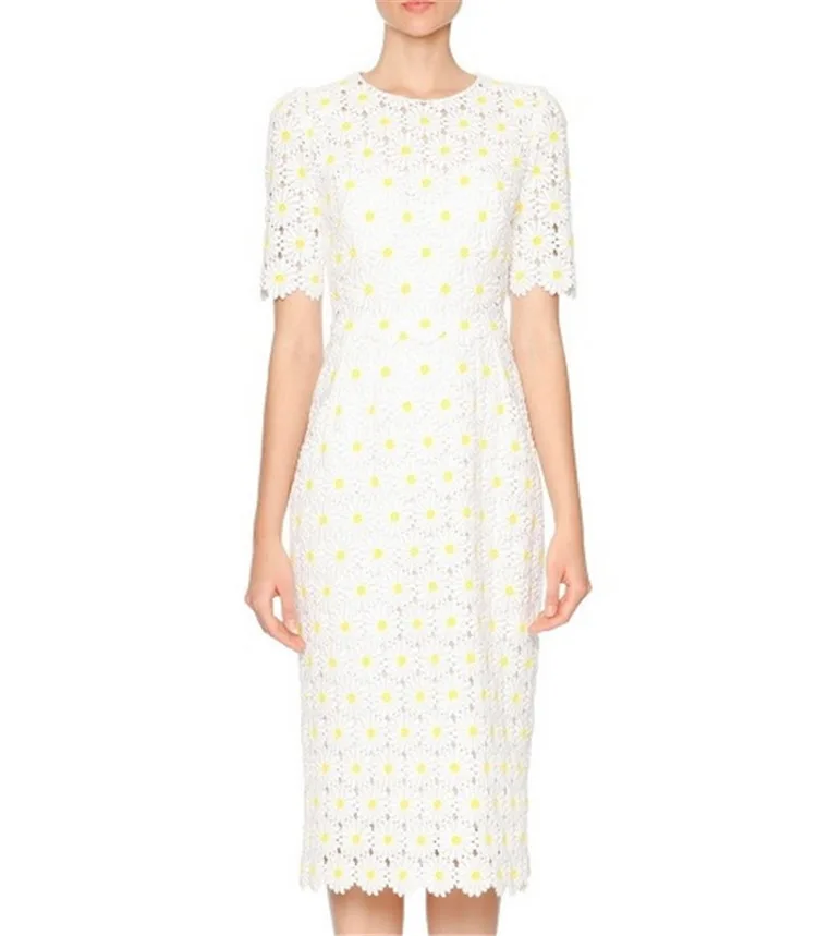 Новое водорастворимое белое и желтое кружевное платье с цветочной вышивкой |