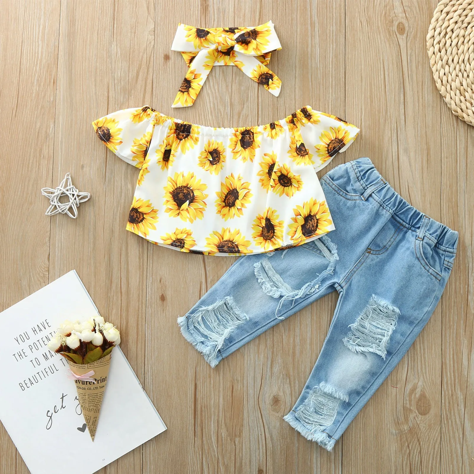 

Новинка 2022, Детские комплекты, топ с открытыми плечами для маленьких девочек, Подсолнухи, джинсовые брюки, комплект одежды, Повседневные дет...