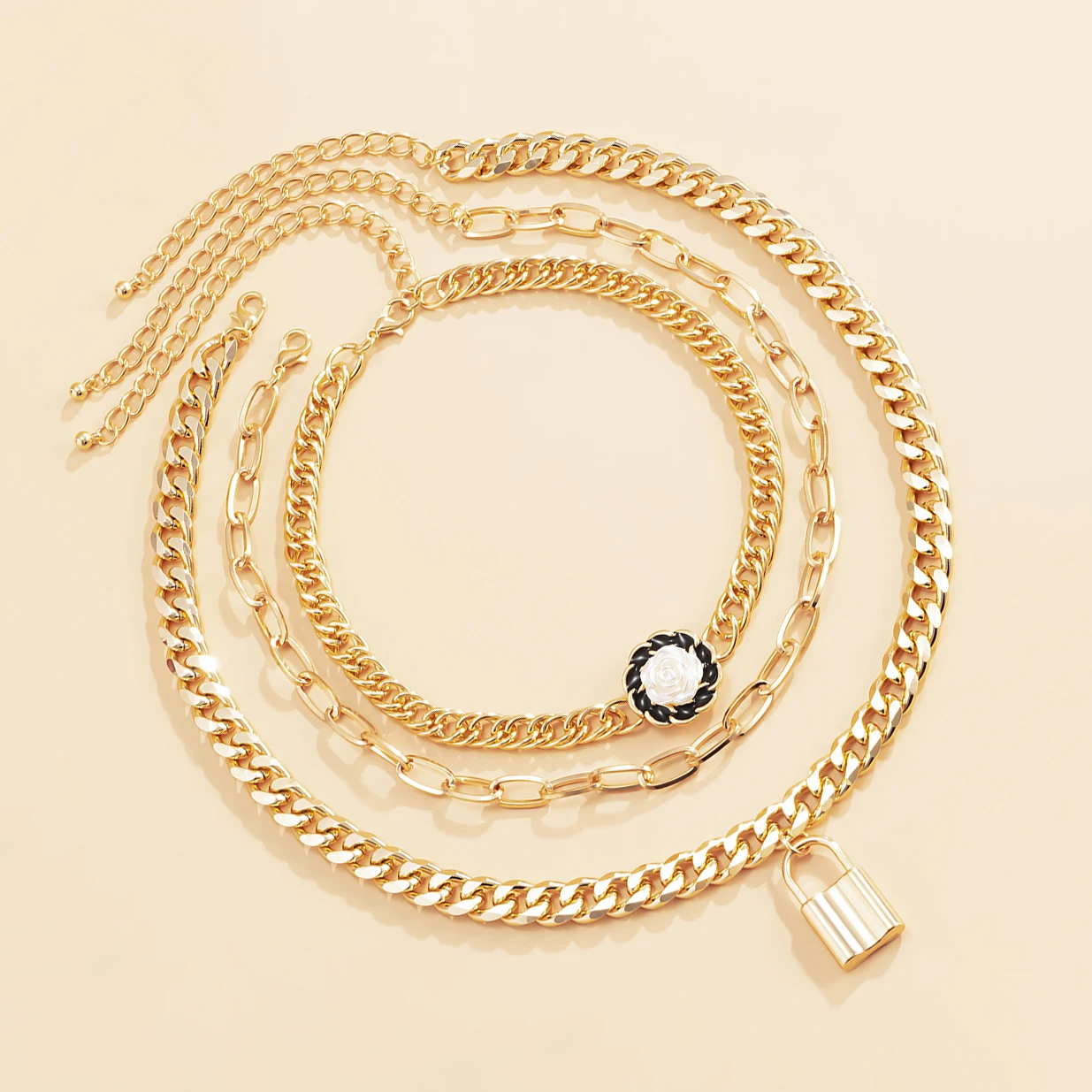 

PuRui Multi Layer Thick Chain With Lock Pendant Necklace for Women Punk Chunky Choker Necklace Set 2021 Fashion Jewelry for Neck