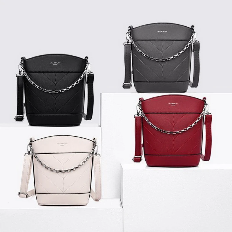 

Женская сумка-мешок с ромбовидным узором, на цепочке