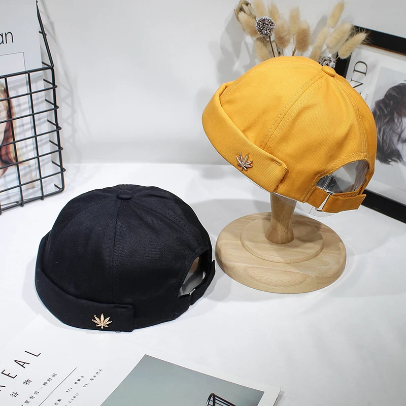 Мужская и женская Skullcap Сейлор Кепка лист заклепки вышивка теплая свернутая