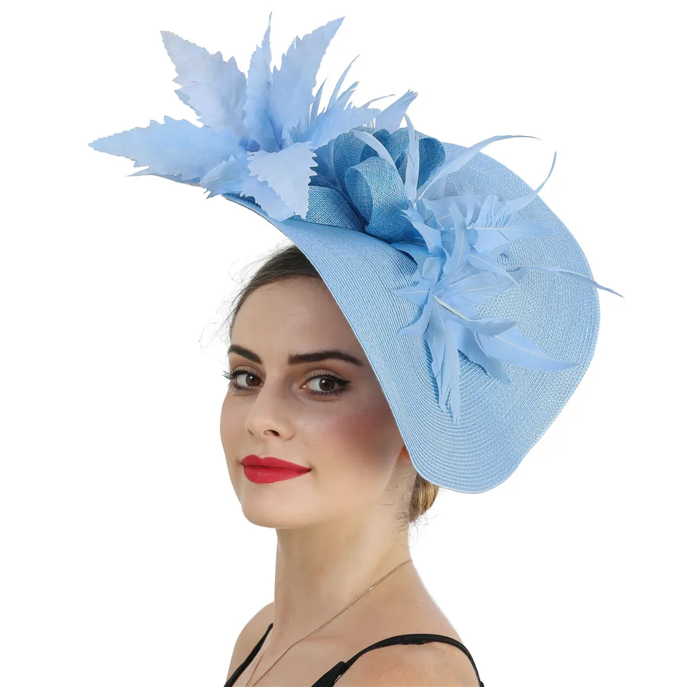 Вуалетка для невесты белая с перьями и цветами