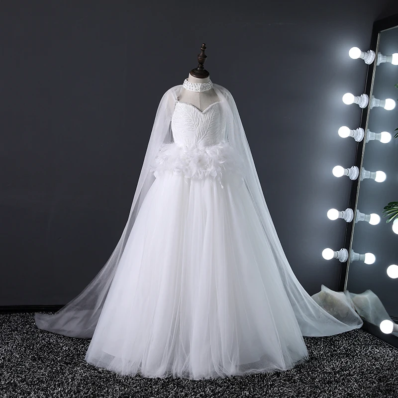

Flower Girl Dresses Sleeveless Tulle Lace V-Neck Pearls Sequined Embroidery Princess Spaghetti Straps White Kids Party Gown H590