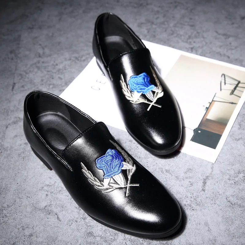 Flower black. Классический черный и синий Лакированная кожа свадебные туфли мужские мокасины без застежек; Мокасины с бахромой и Представительская обувь - Цвет: Flower black.