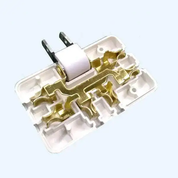 

1 In 3 1500W Rotatable Socket Converter US Adapter Converter 180 Degree Rotation Extension Plug Outlet Portable Travel Adaptor