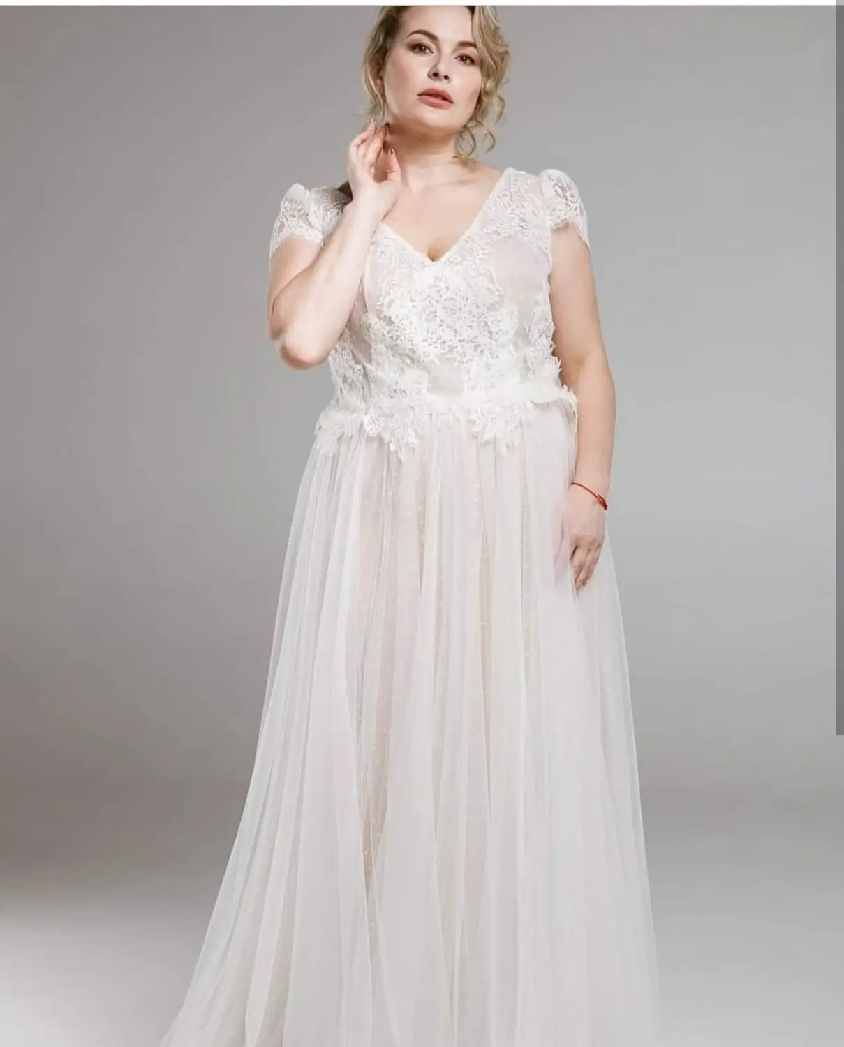 2020 New V-Neck  Wedding Dress Short Sleeve Champagne Lace Tulle Floor Length Bridal Gowns Charming vestido de novias sencillos