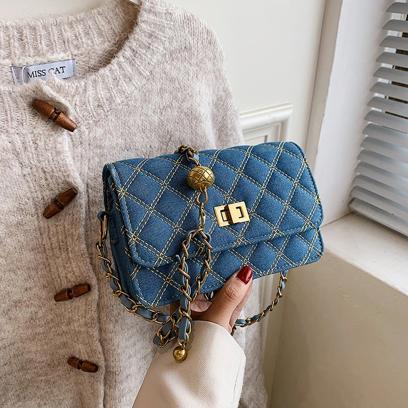 

Текстурированная джинсовая зимняя дизайнерская женская маленькая сумка через плечо с цепочкой 2021, кошелек на плечо и сумка для девушек