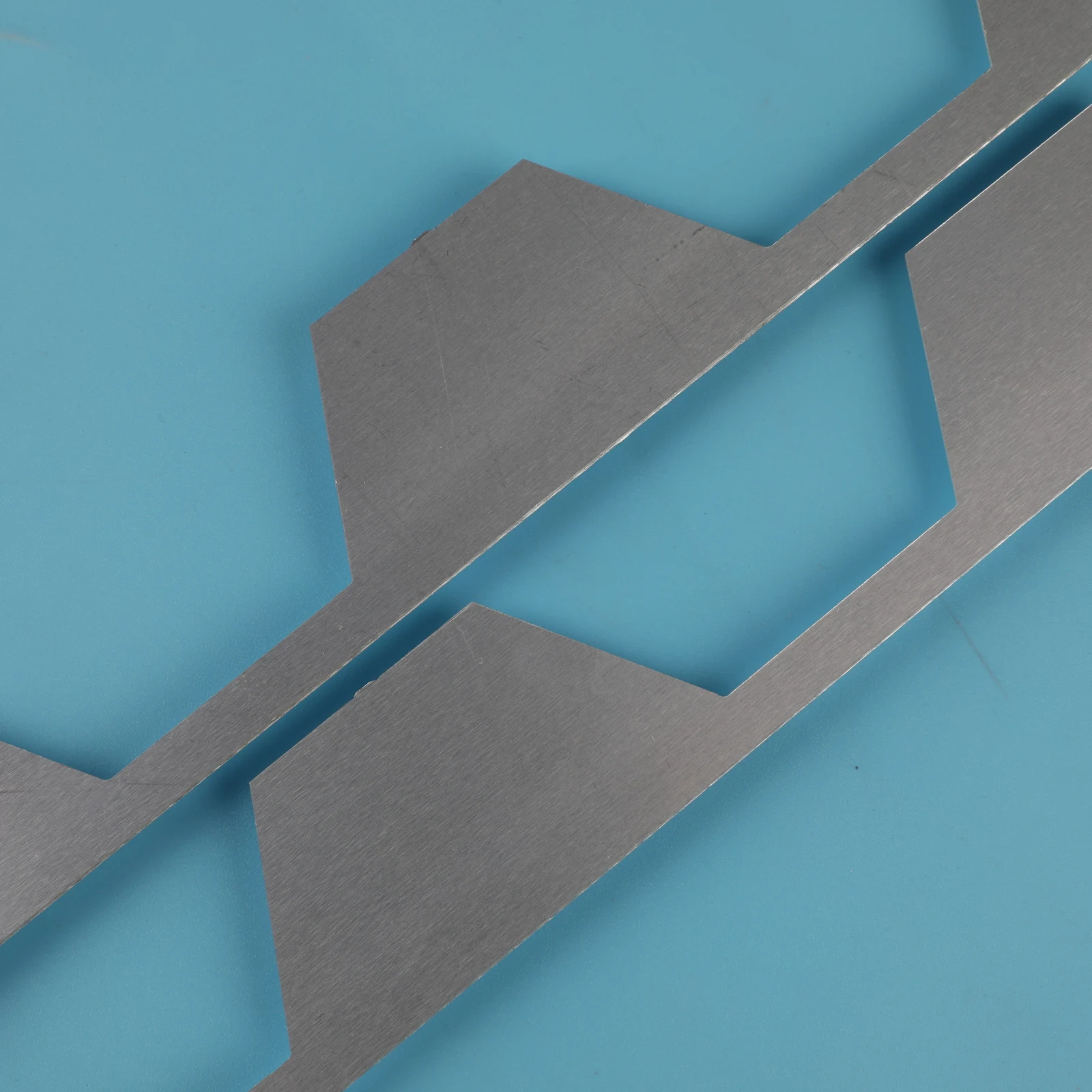 

LED Backlight strip For TCL Thomson 55' TV TMT_55E5800_10X6_3030C_6S1P_W44 YHF-4C-LB5506-YH1 55FA3203 55FA3213 D55A561U B55A858U