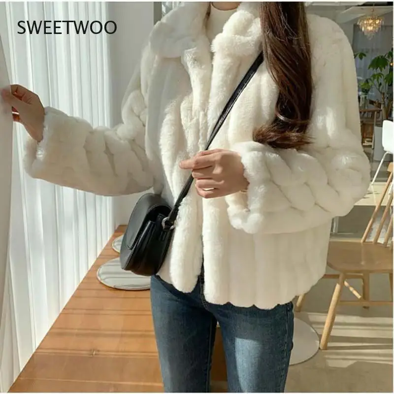 Women's Rabbit Fur Coat 2020 Winter Warm White Comfortable Faux Fur Jacket Long Sleeve Oversize Artificial Fur Overcoat Female