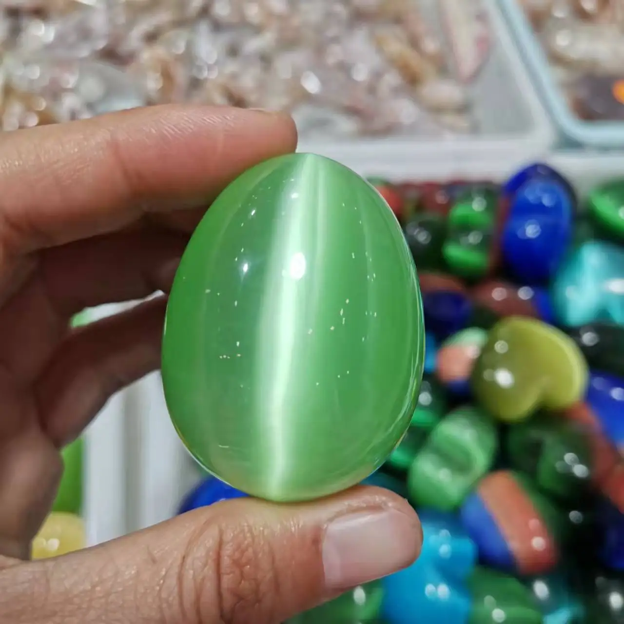 

4.5~5cm Colorized cat's eye stone Crystal Egg Shape for Holiday decorations