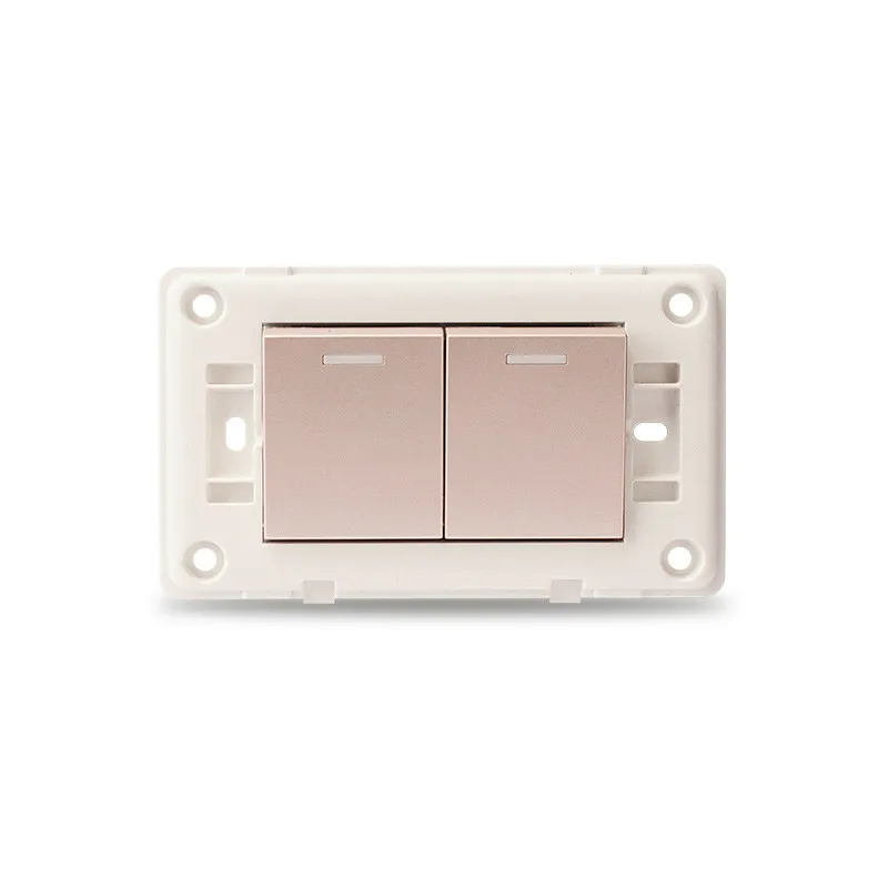 Настенный выключатель с матовой фиолетовой панелью две открытые розетки двойным