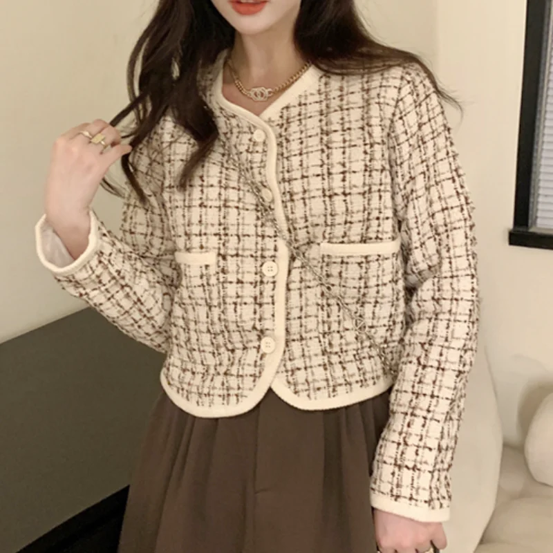 

Woman Jacket 2021 New Korea Fashion Elegant Temperament O Neck Plaid Print Design Single-breasted Double Pocket Loose Jackets