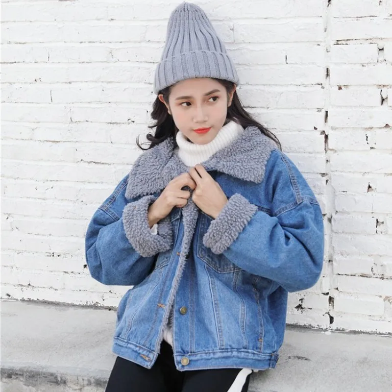 

Women Winter Fur Lining Denim Jacket Thick Warm Overcoat Loose Fit Casual Jeans Coat Streetwear Lapel Collar Girl Cowboy Jacket