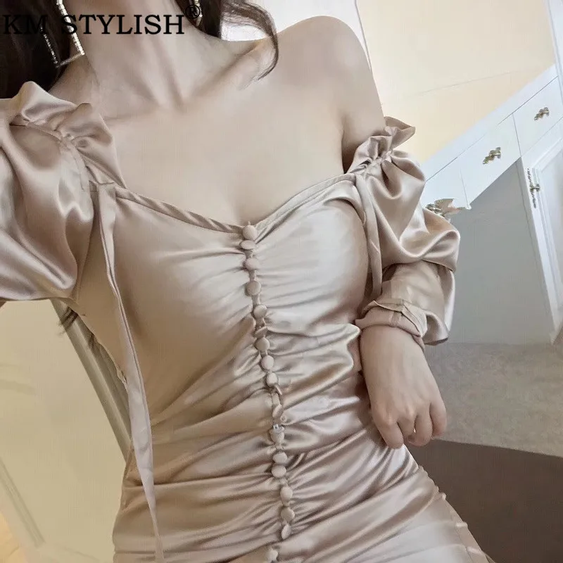 Женское атласное платье в стиле ретро демисезонное мини без бретелек с открытыми